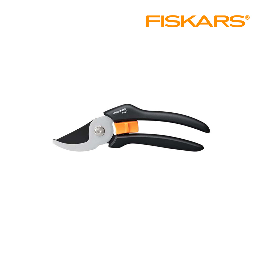 Fiskars škare vrtne mimoilazne Solid P121 - 1057160