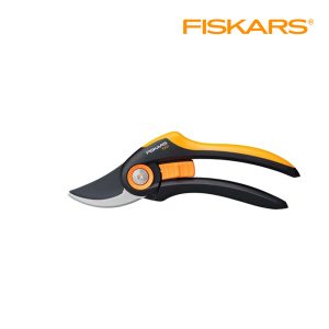Fiskars škare vrtne Plus P521 1057167